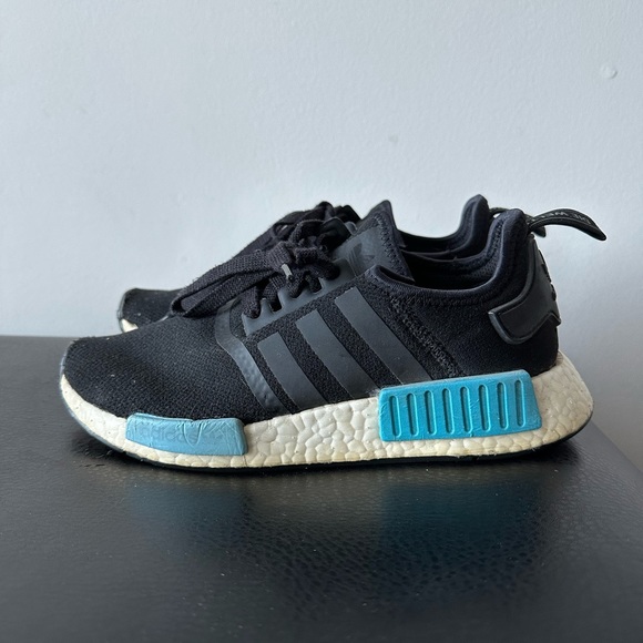 Nike baby blue / black Nmd size 7.5 - Picture 1 of 6